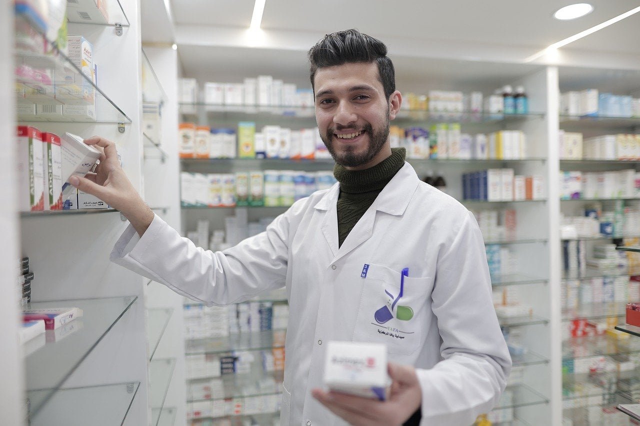 Comparison of ED treatment options including medications and natural remedies