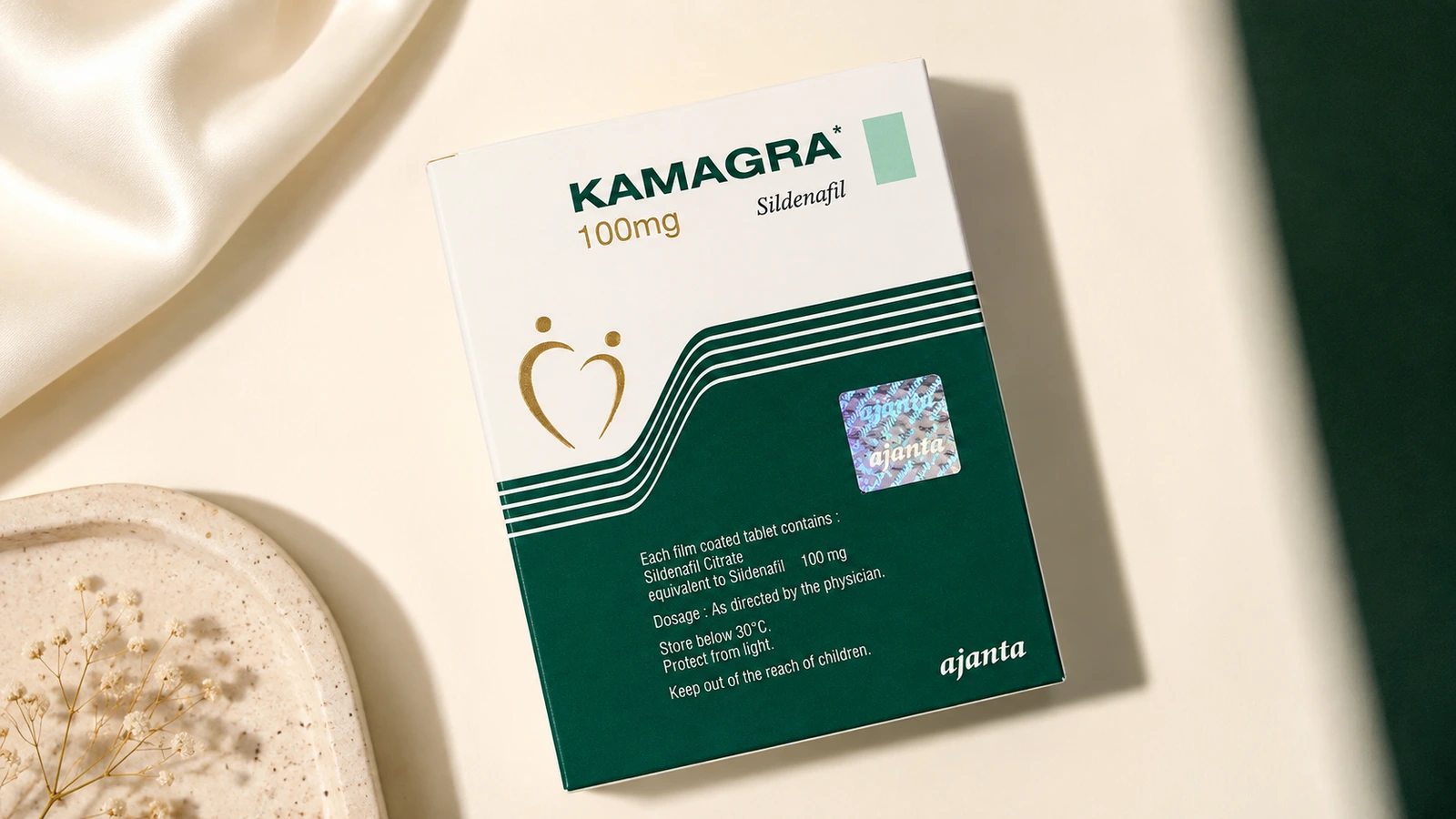 Kamagra 100 mg carton in an overhead composition